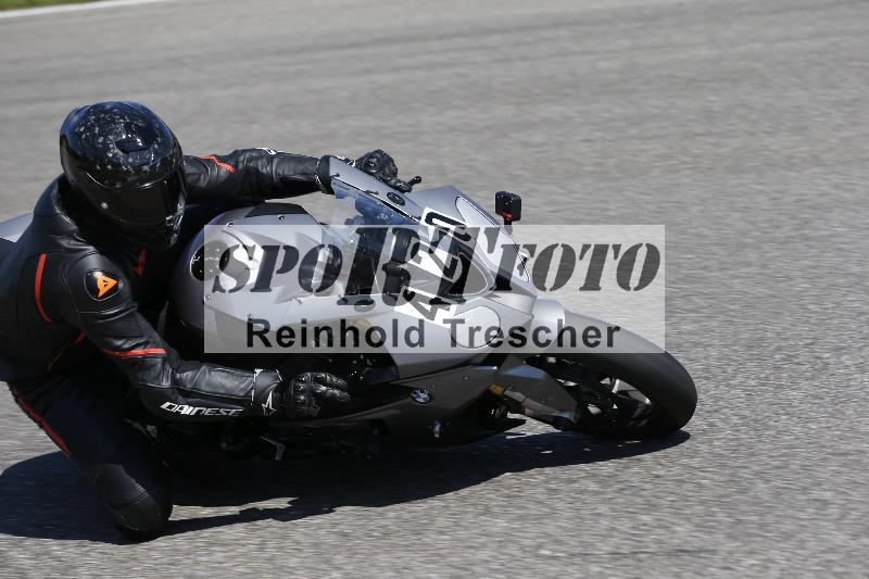 /Archiv-2024/56 10.08.2024 Plüss Moto Sport ADR/Einsteiger/420